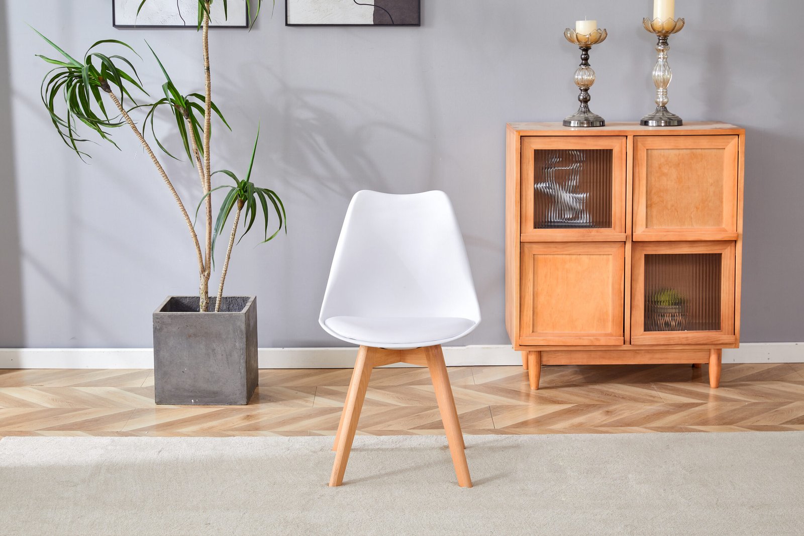 Cadeira Eames Leda